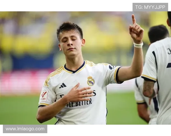 全球足球明星俱乐部最新球员名单揭晓各大联赛新星汇聚一堂 全球足球明星俱乐部最新球员名单揭晓各大联赛新星汇聚一堂