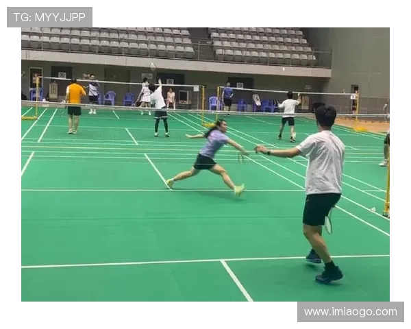 深圳羽毛球队的训练与管理揭秘：深度解析羽毛球运动的控制与发展