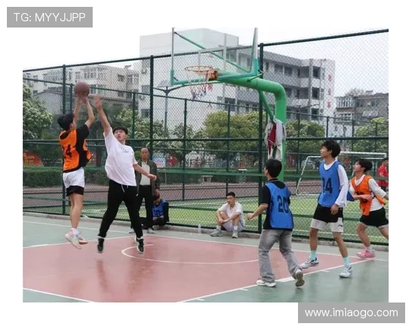 篮球文化的传承与创新:深入广州篮球队的团队意识与精神探讨 篮球文化的传承与创新:深入广州篮球队的团队意识与精神探讨