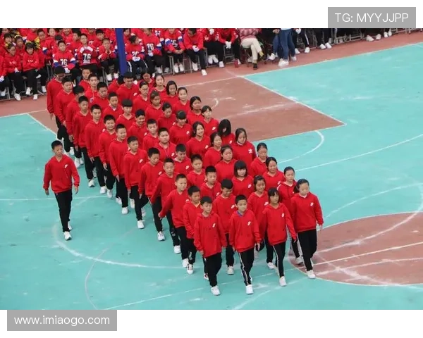 足球明星何统帅脸部特写展现运动魅力与个人风采的精彩瞬间 足球明星何统帅脸部特写展现运动魅力与个人风采的精彩瞬间