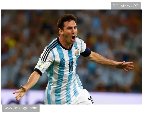 我心目中最杰出的足球明星与他们的传奇故事分享