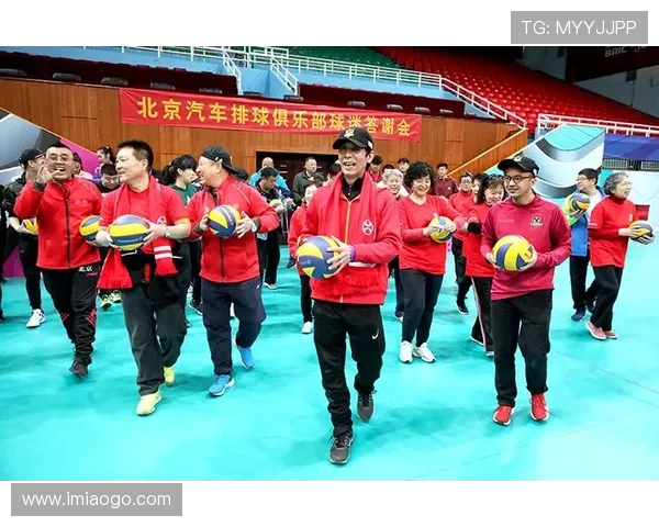 深入探讨北京排球队的配合策略与技术对比分析 深入探讨北京排球队的配合策略与技术对比分析