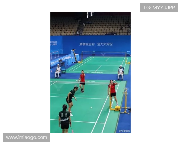 重庆羽毛球队在全国灵活性排行榜中荣登第八名展现出卓越实力与潜力 重庆羽毛球队在全国灵活性排行榜中荣登第八名展现出卓越实力与潜力